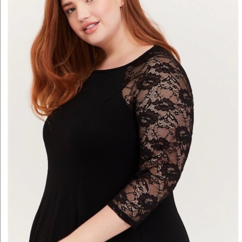 Torrid Black with Lace Sleeves Dress Size 2X NWT - Picture 3 of 5